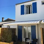 Les Bains - Et Restaurant 3* Boyardville