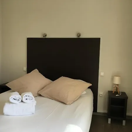 Les Bains - Et Restaurant