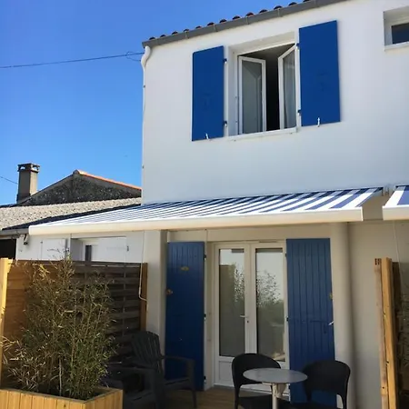 Les Bains - Et Restaurant 3* Boyardville