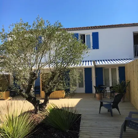 Hotel Les Bains - Et Restaurant Boyardville