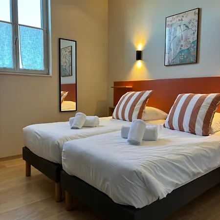 Отель Les Bains - Et Restaurant 3*