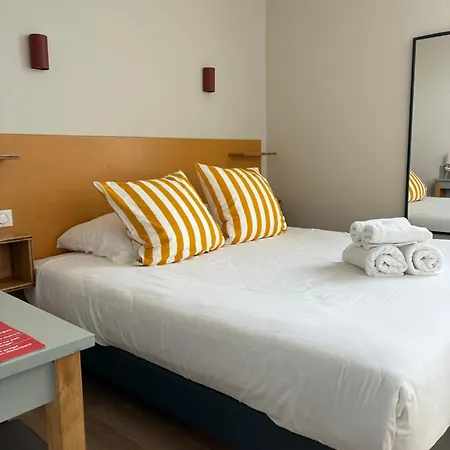Les Bains - Et Restaurant 3* Boyardville