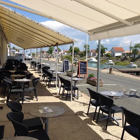 Hotel Les Bains - Et Restaurant Boyardville