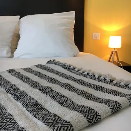 Hotel Les Bains - Et Restaurant 3*