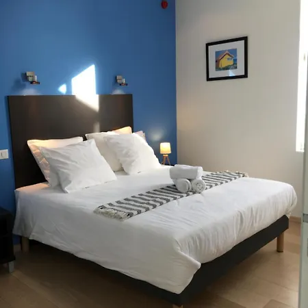 Hotel Les Bains - Et Restaurant Boyardville