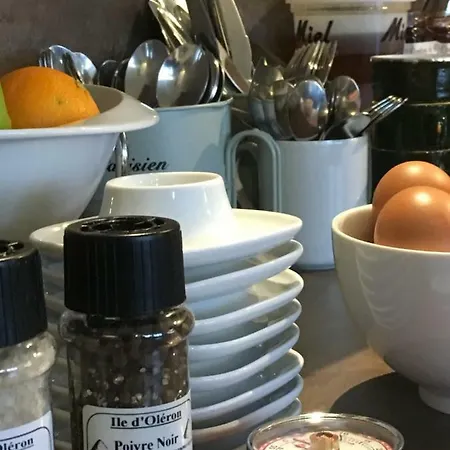 Les Bains - Et Restaurant 3* Boyardville