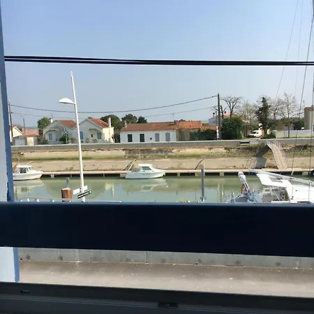 Les Bains - Et Restaurant 3* Boyardville