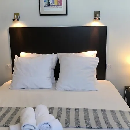 Les Bains - Et Restaurant 3* Boyardville