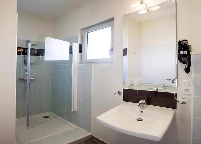 Les Bains - Et Restaurant 3* Boyardville