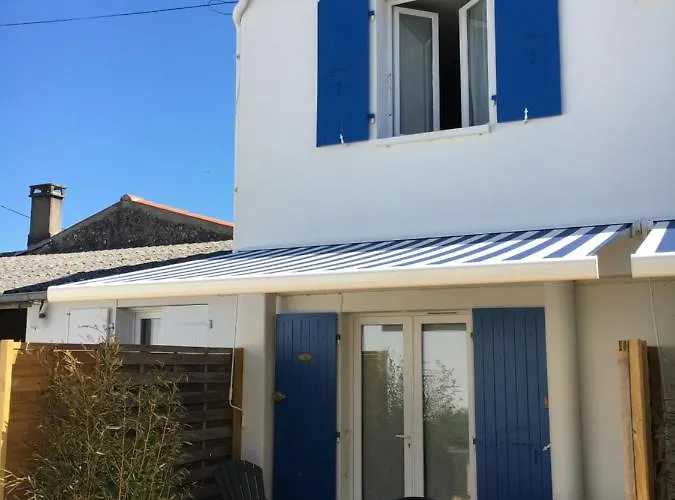 Les Bains - Et Restaurant 3* Boyardville