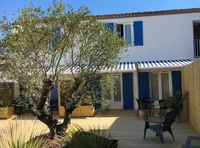 Hotel Les Bains - Et Restaurant Boyardville