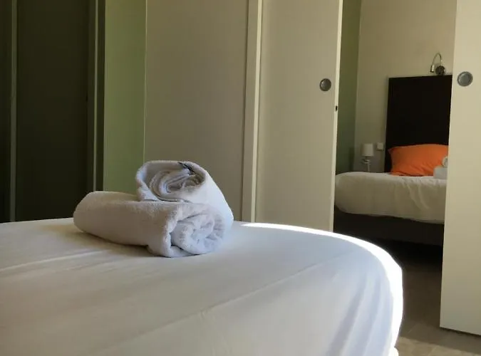 Les Bains - Et Restaurant