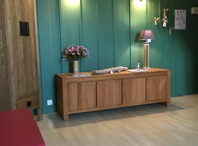 Les Bains - Et Restaurant