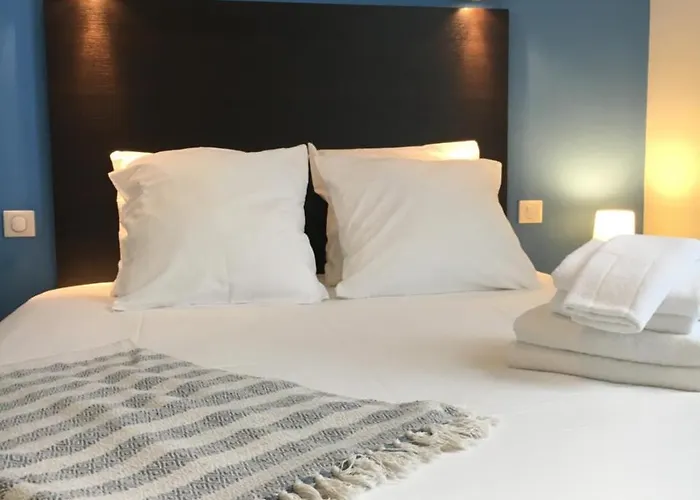 Les Bains - Et Restaurant Hotel 3*