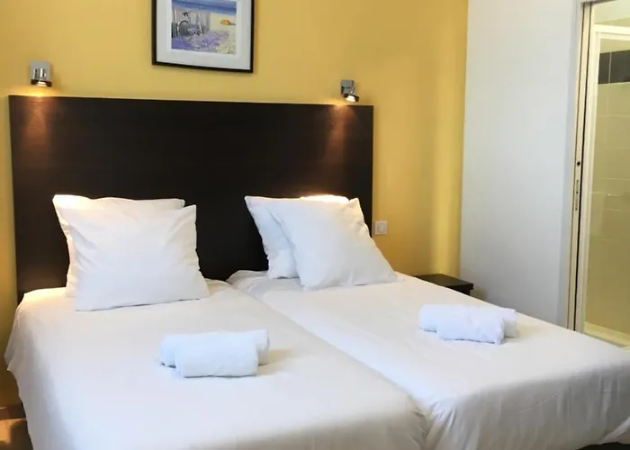 Les Bains - Et Restaurant Hotel Boyardville