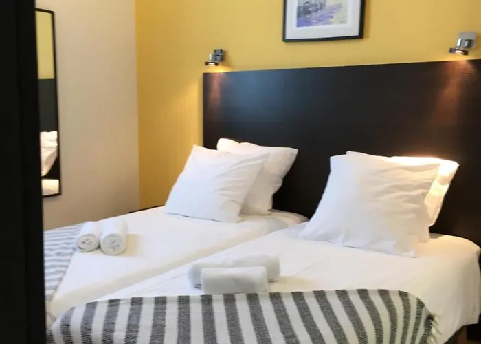 Les Bains - Et Restaurant Hotel 3*